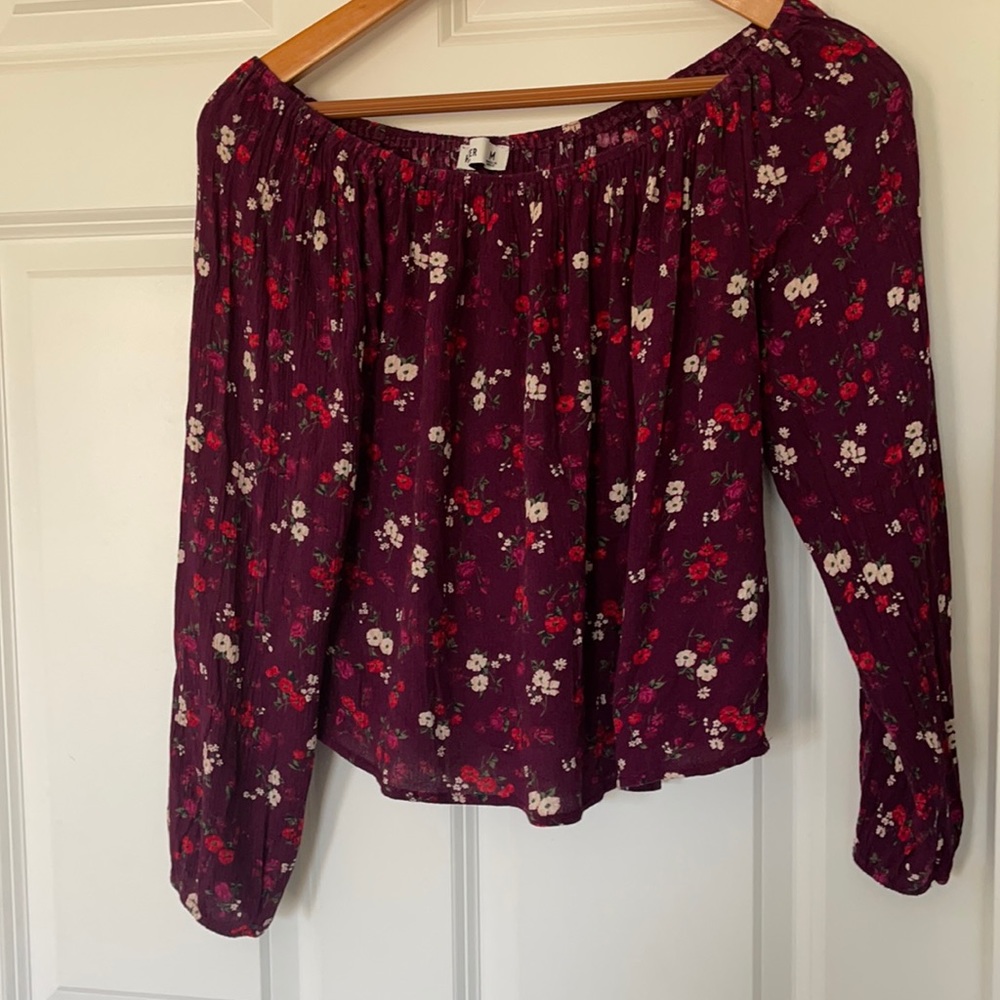 Hollister off-shoulder floral top